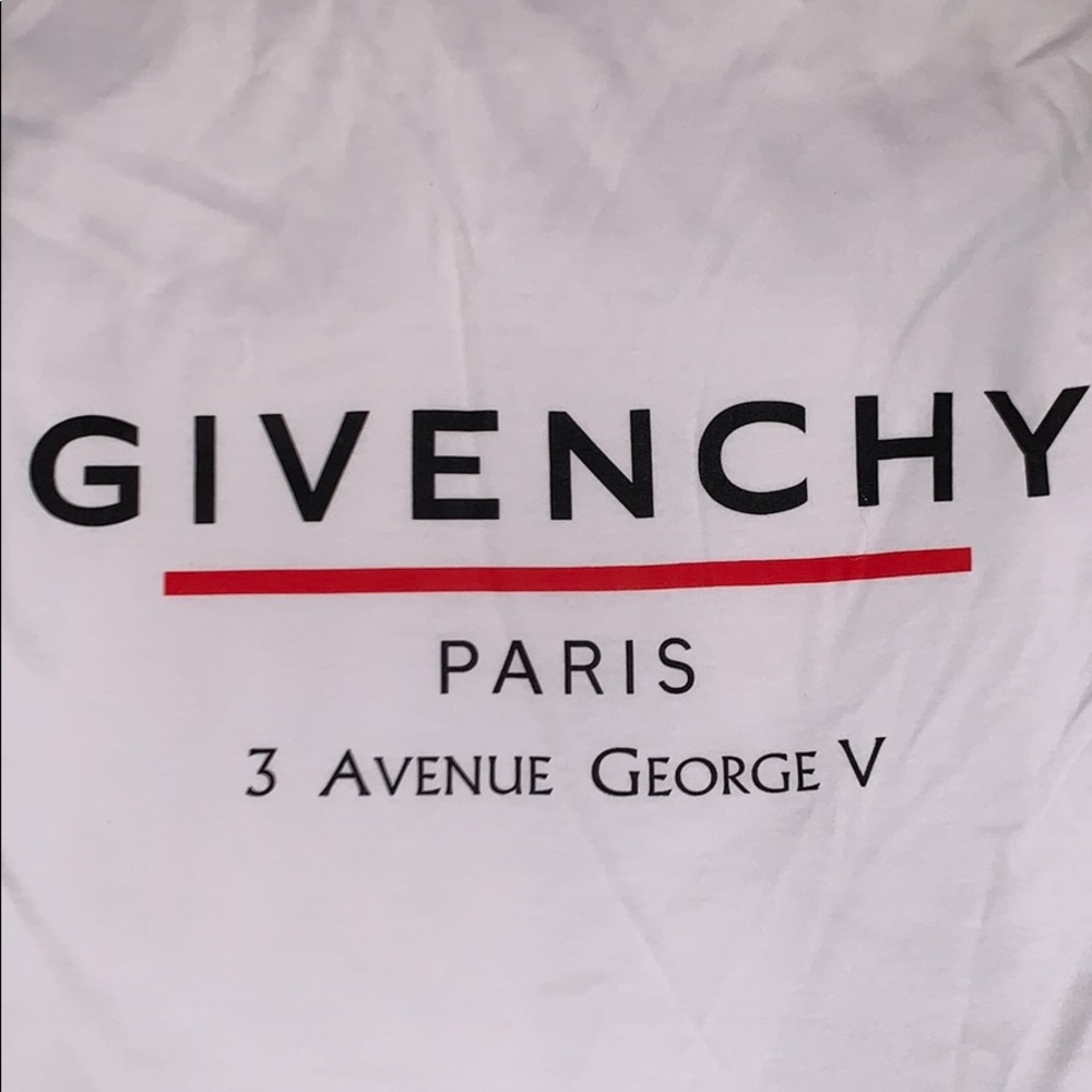 Men’s LIMITED EDITION Oversized Givenchy T-shirt